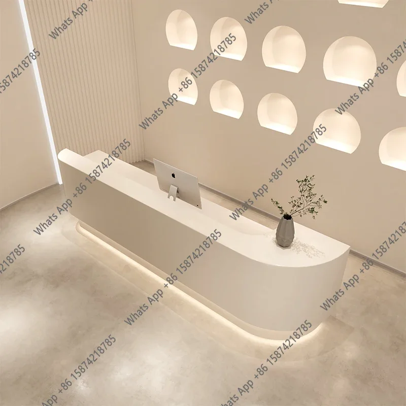 Ee C Clothing Store Reception  - Office Furniture Logo reseña y precio